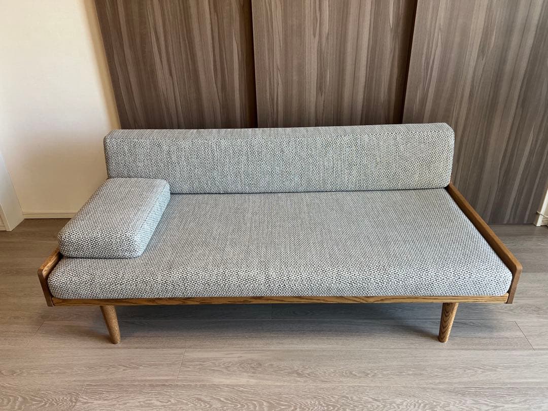 ユッパ 　momo natural DAY SOFA 2.5Pアームレスト