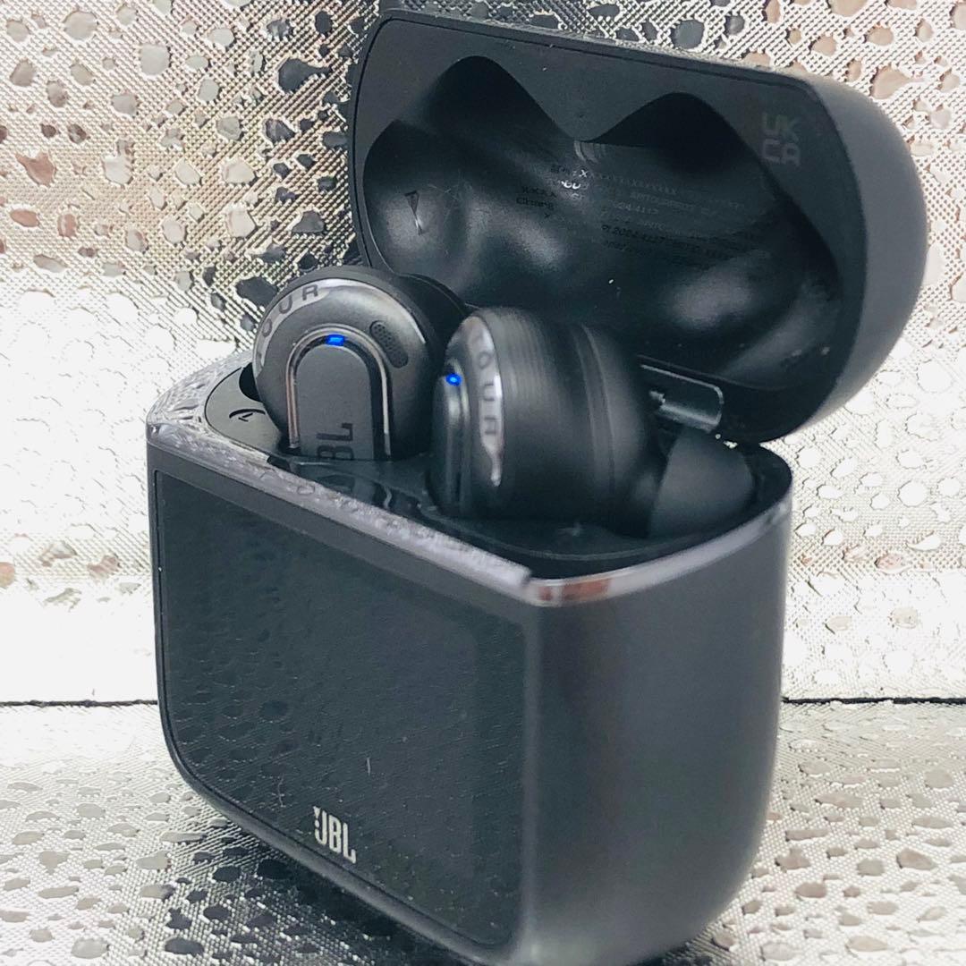 【美品】JBL Tour Pro 3 ブラック