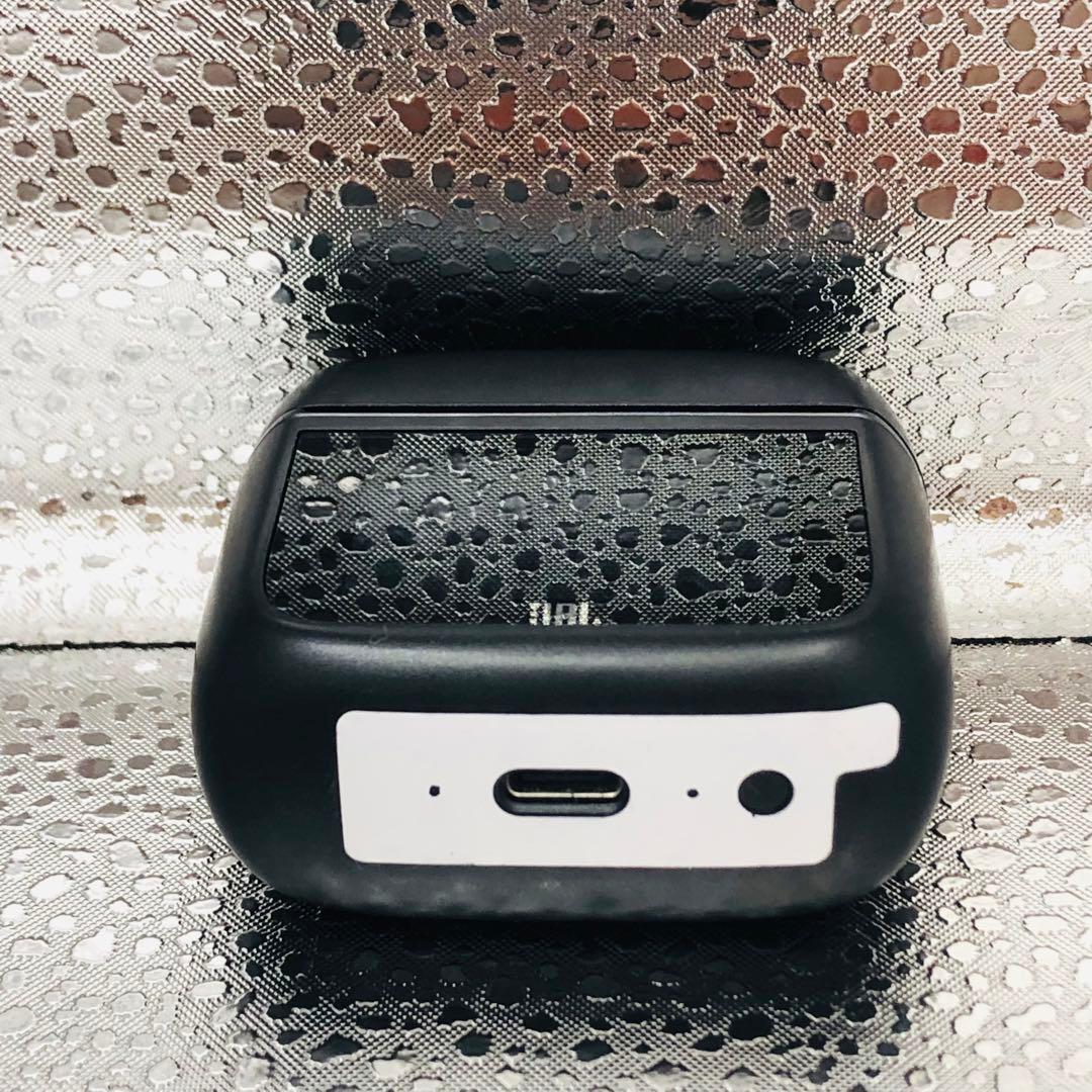 【美品】JBL Tour Pro 3 ブラック