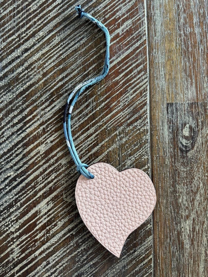 エルメス　プティアッシュ　ハート　レザーチャーム　レア