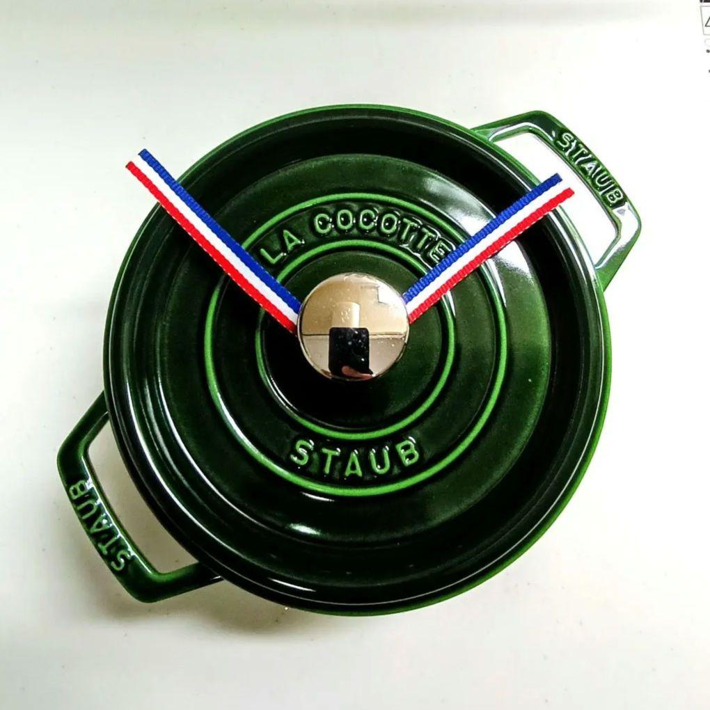 ストウブ　ココット　ラウンド　20センチ　バジルグリーン