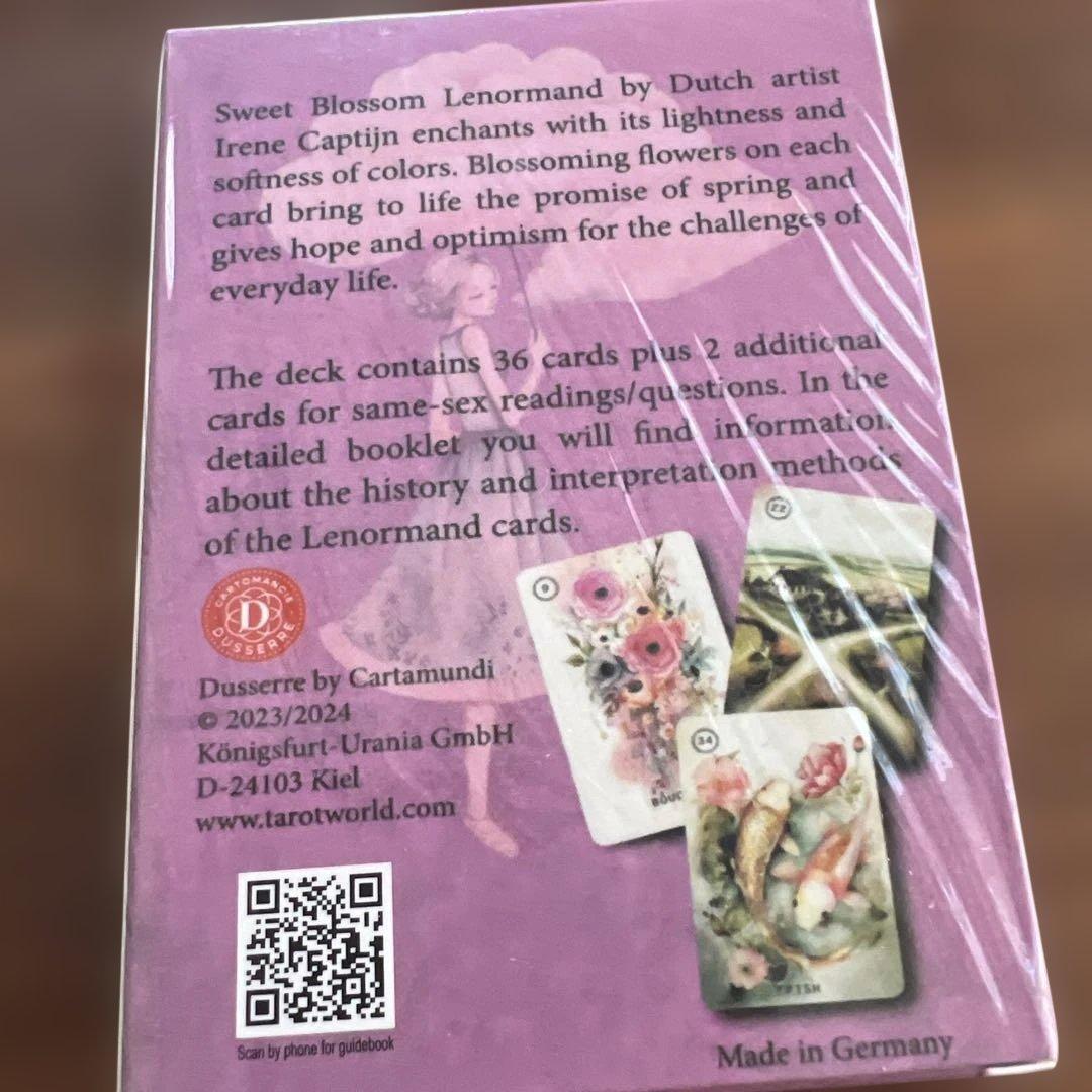 オラクルカード Fairy Tale,Dogs Against Anxiety