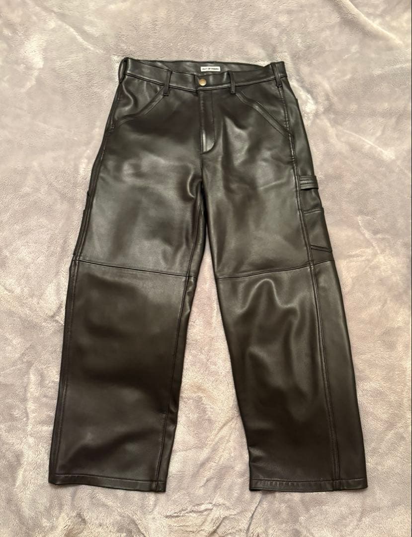 ラムレザーパンツ　フレームワーク　アウトオブフレーム