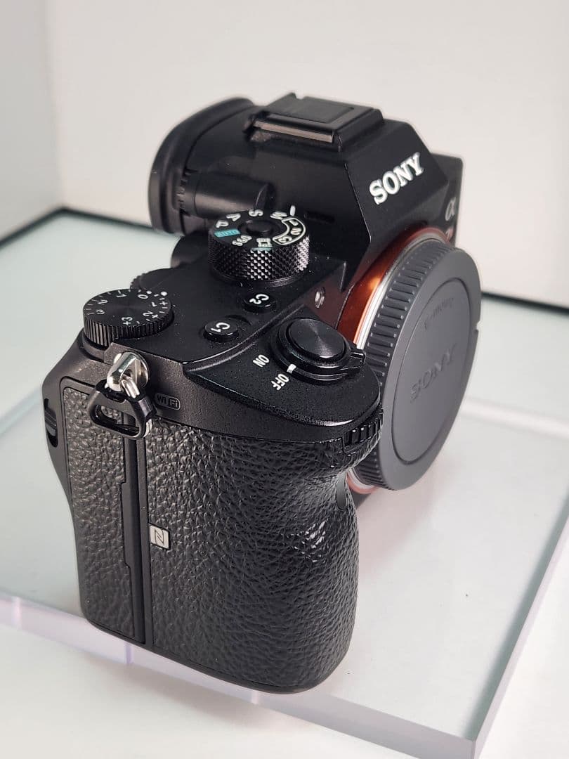 SONY α7R III ミラーレスカメラ 本体とバッテリーグリップ