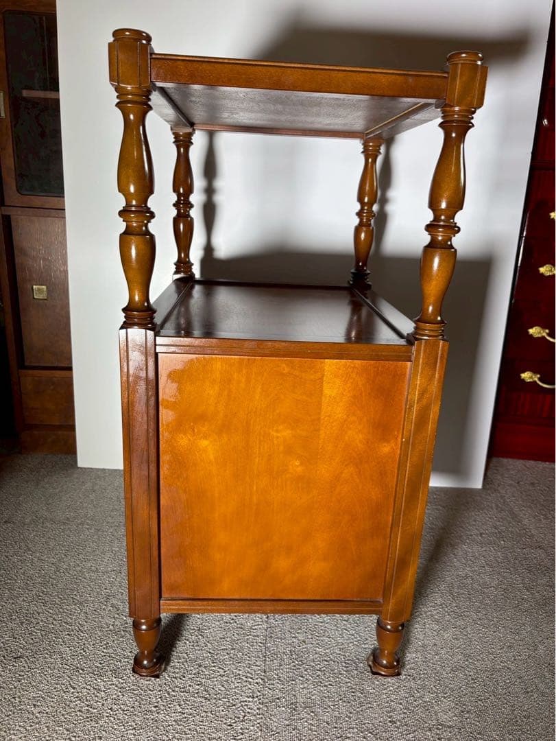 TOKUDA 徳田家具 高級サイドキャビネット 取っ手付収納