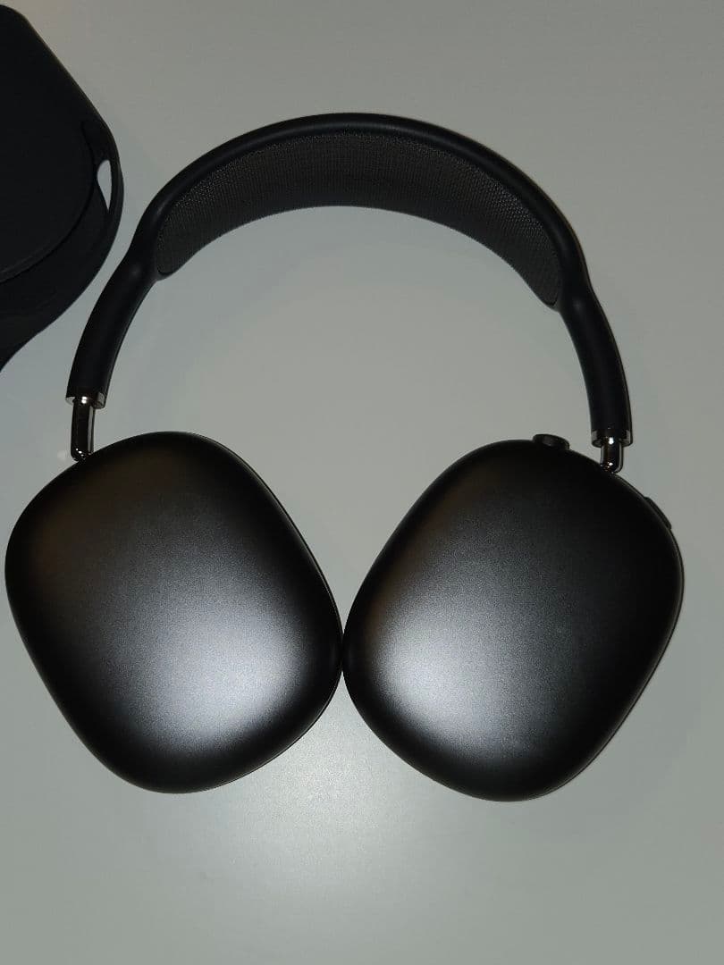 apple airpods max Lightningタイプ