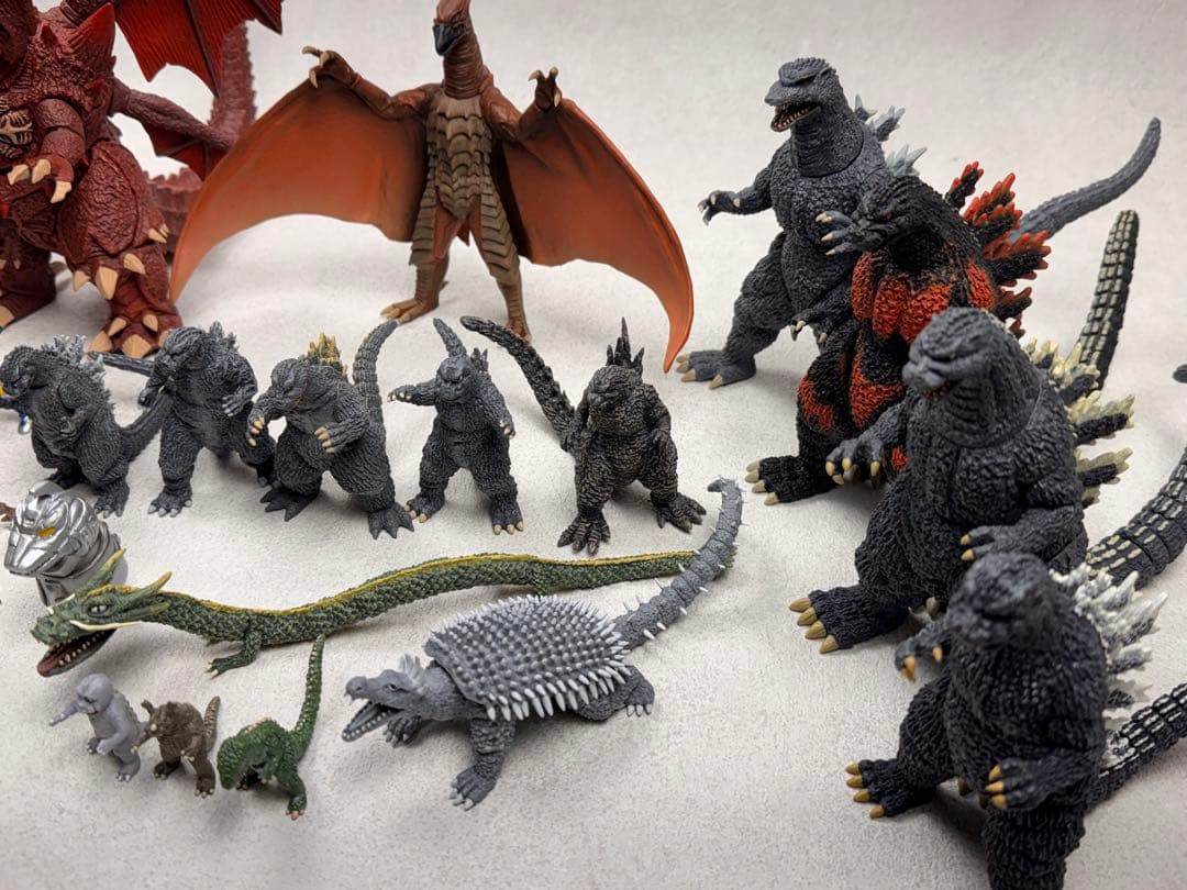 d*2様 東宝怪獣コレクションまとめ売り