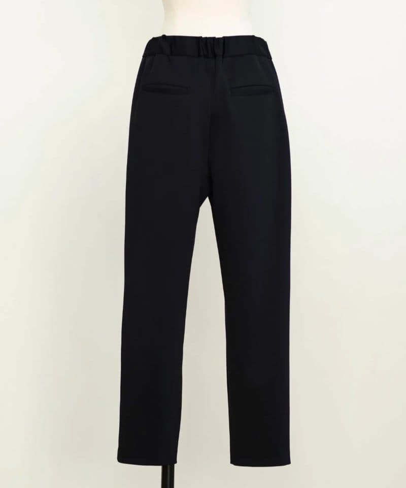 【新品未使用・タグ付き】OHGA マシュマロパンツ 黒 普通丈М