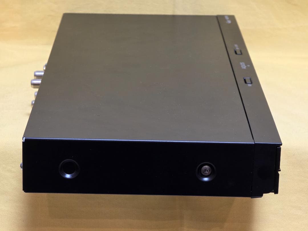 SHARP AQUOS BDレコーダー BD-NW1100　2016年製　整備品