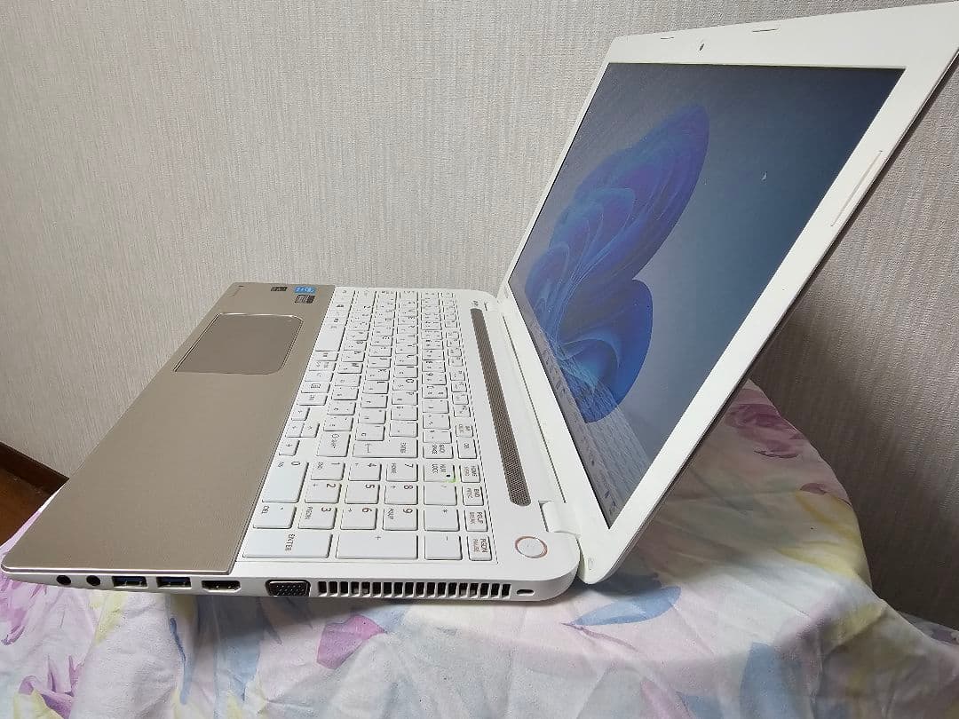 東芝Dynabook☆新品SSD256GB☆高速メモリ8GB☆MSOffice付