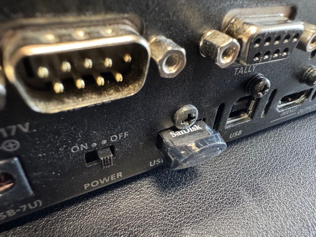 Roland V-1HD+ HD映像スイッチャー