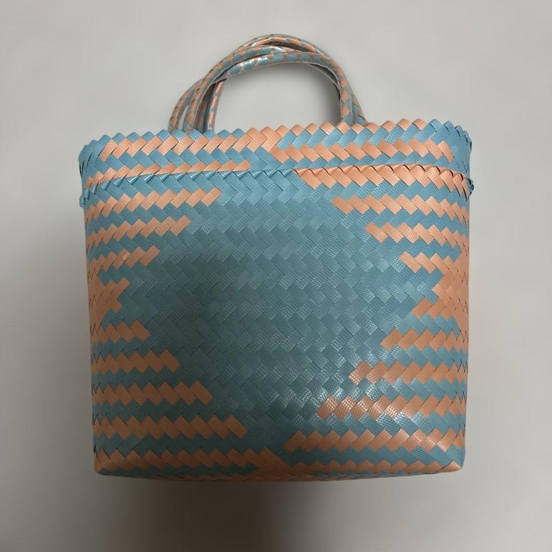 メケアリサ　メケアリバッグmサイズ