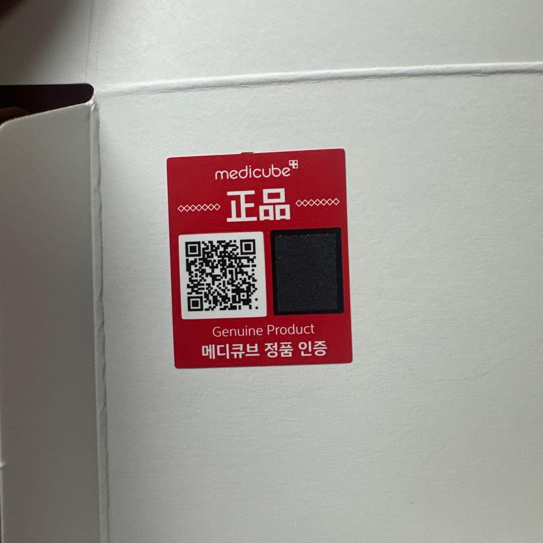 メディキューブ 美顔器 medicube AGE-Rブースタープロミニ ホワイト