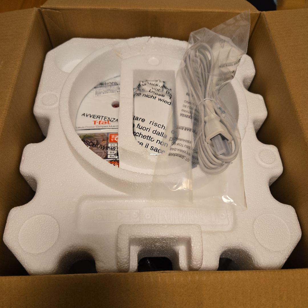 【新品未開封】T-FAL ラクラ・クッカー 電気圧力鍋 CY3511JP