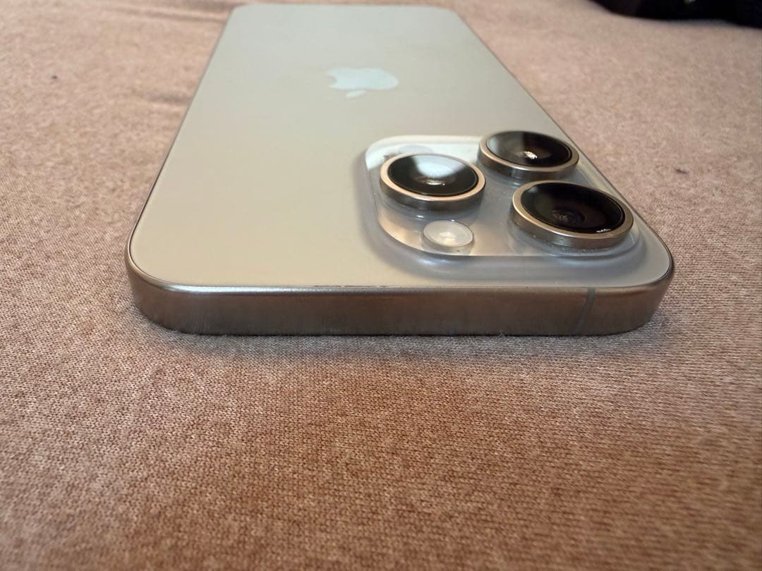 iphone15promax 本体