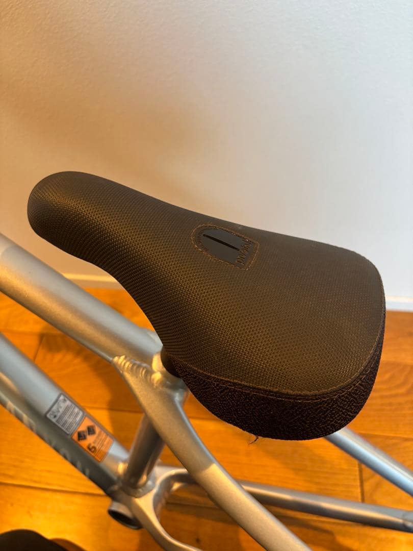 ダートジャンプCANYON Stitched 360 フレーム