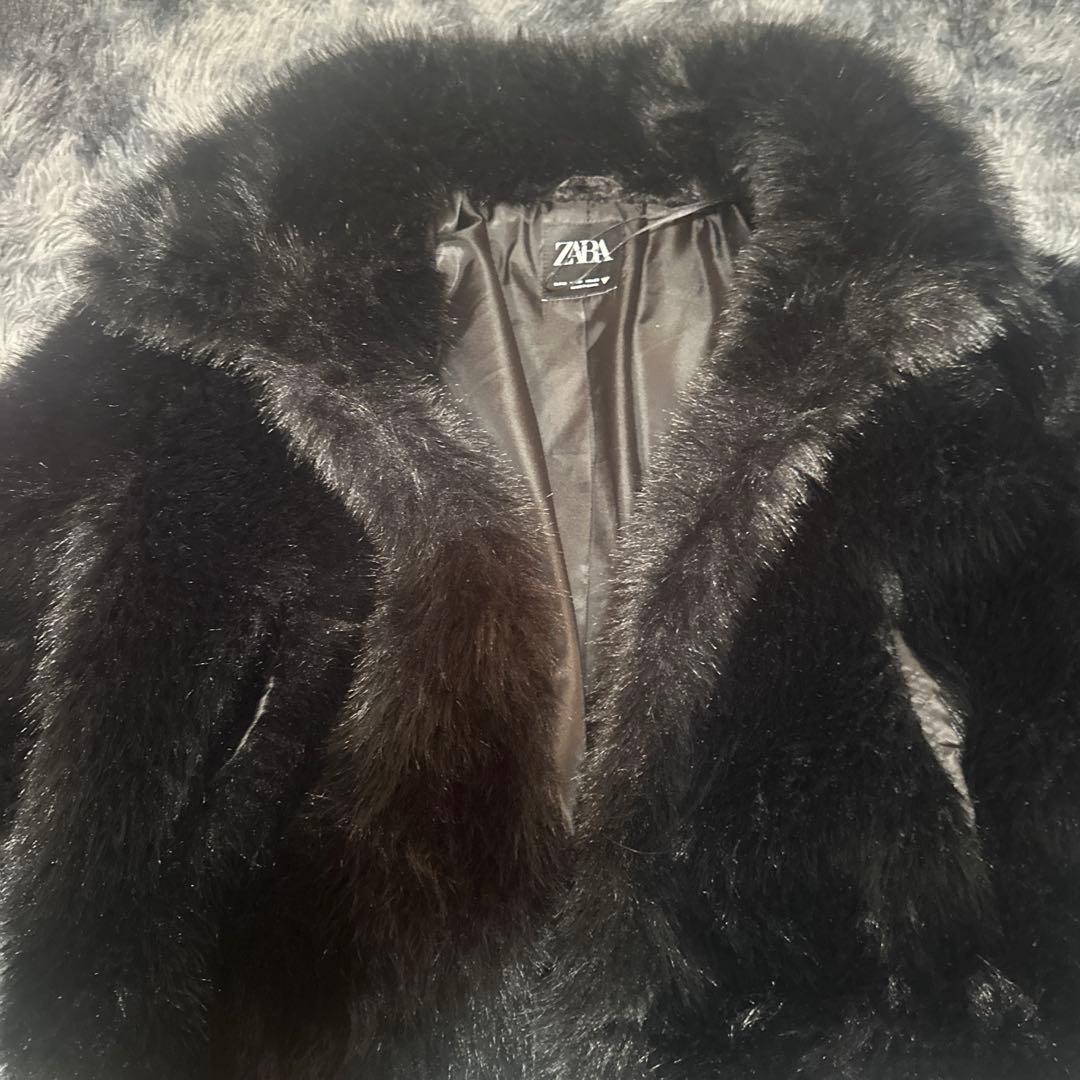 ZARA ファージャケット