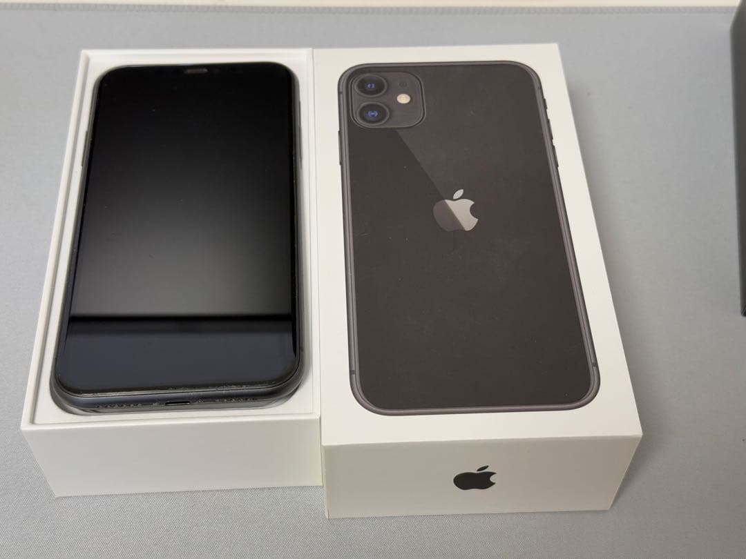 iPhone11 【背面割れ】 128GB 本体 SIMフリー