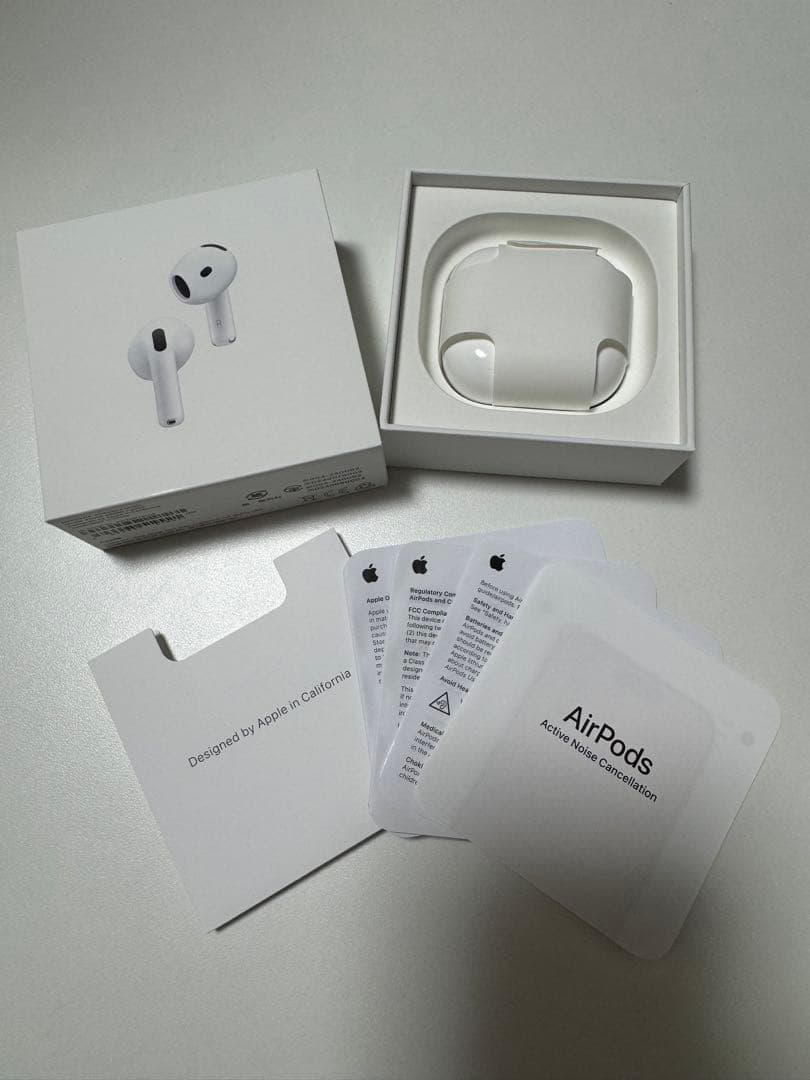 【正規品】 AirPods 4 アクティブノイズキャンセリング搭載 おまけ付き