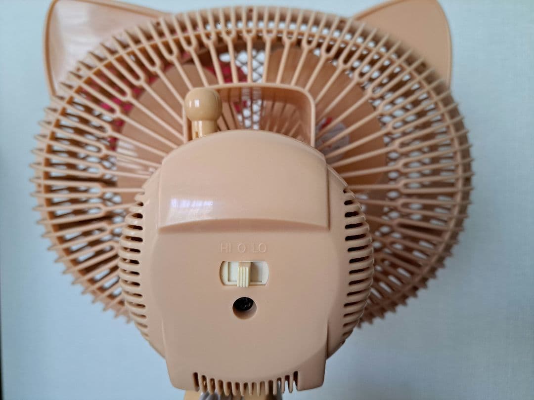 日焼けキティ 扇風機