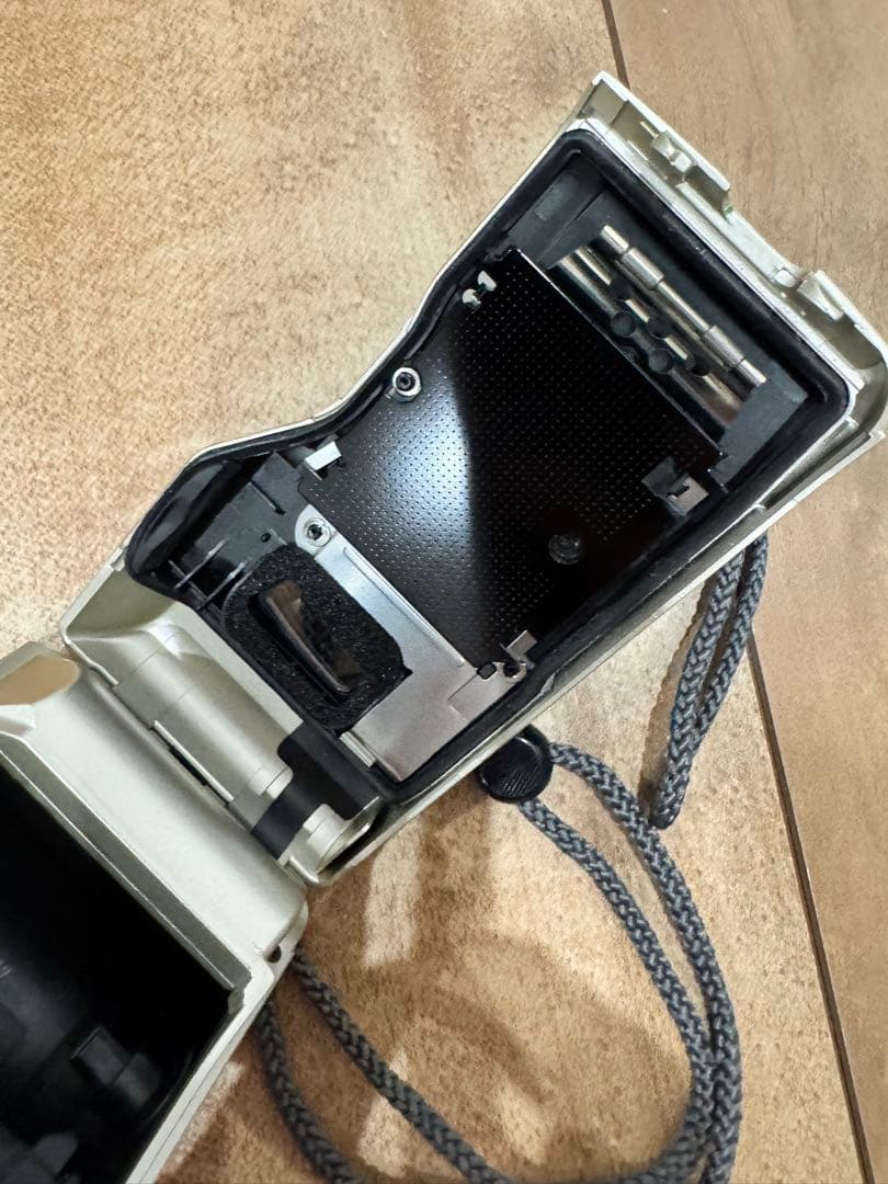 【ジャンク】OLYMPUS μ [mju:] II フィルムカメラ