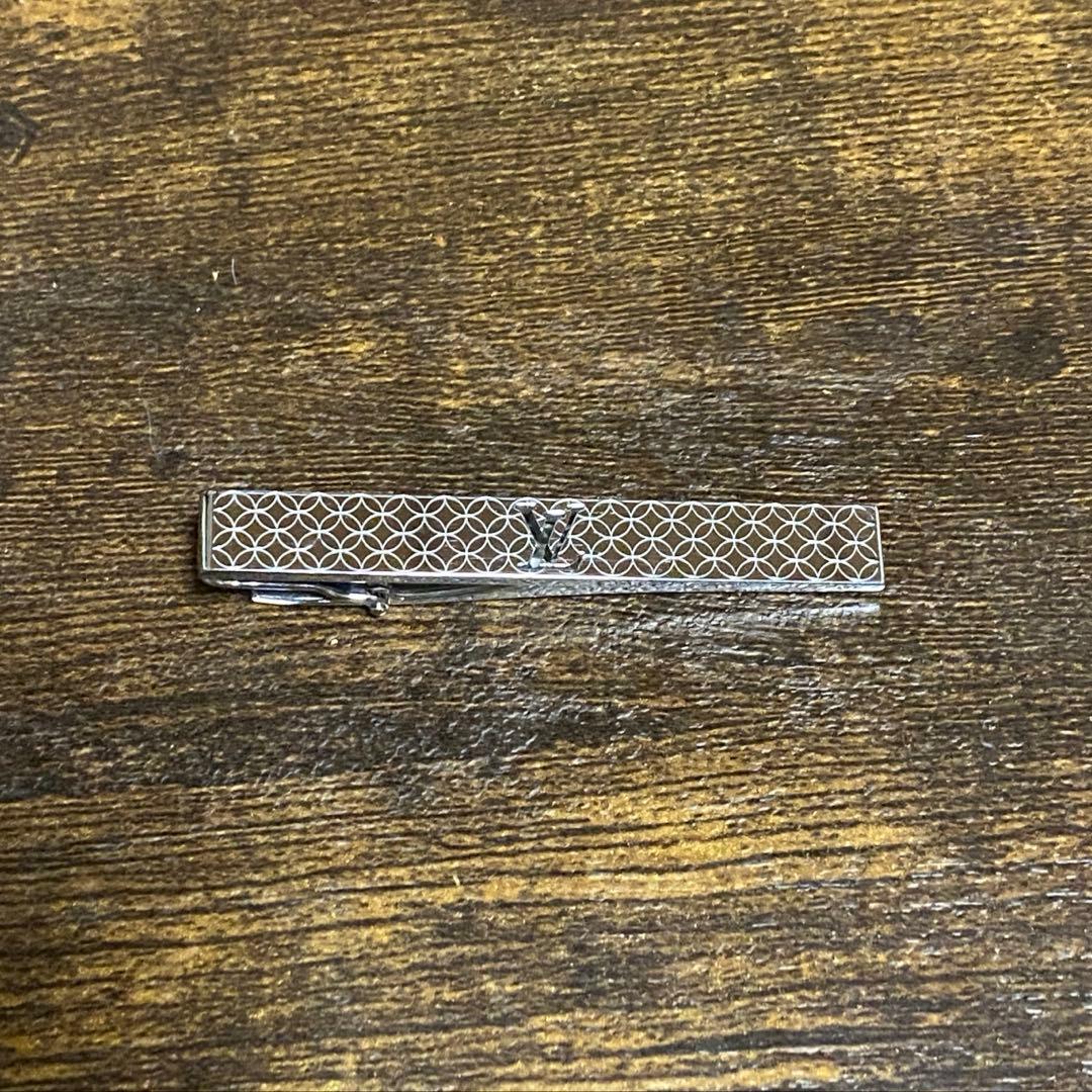 LOUIS VUITTON　ルイヴィトン　シルバー　ネクタイピン