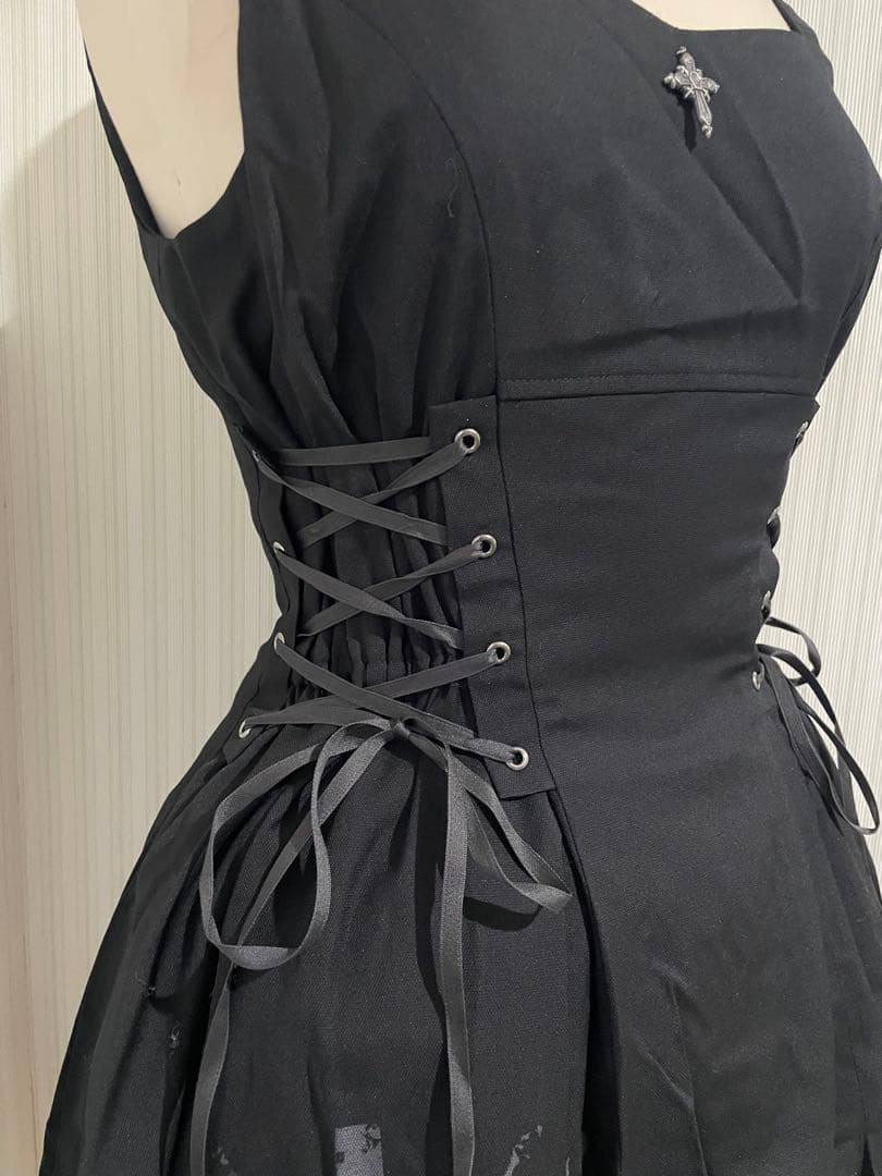 モワメームモワティエ　フォールクロスプリントロングジャンパースカート　新品