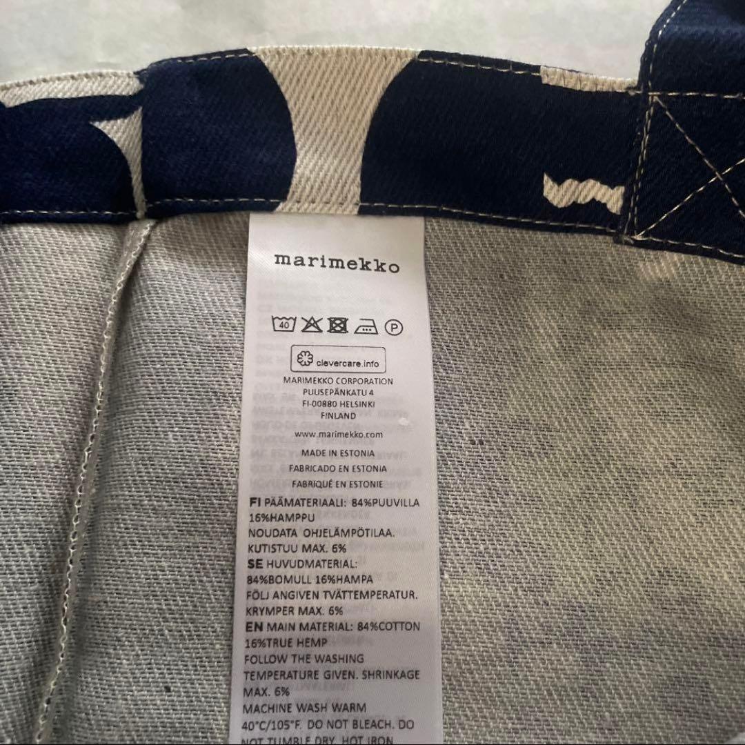 新品ま未使用　マリメッコ チャーム　ロゴ　ウニッコトート