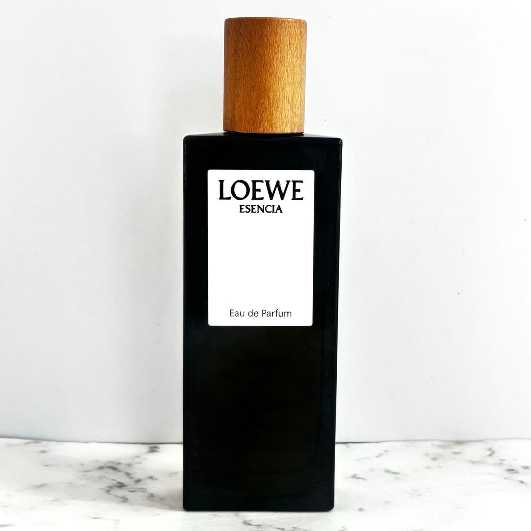 【残9割　美品】LOEWE ロエベ エセンシア オードゥパルファム　50ml