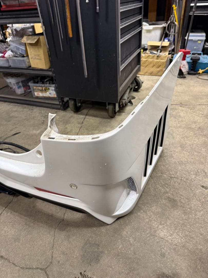 ス*パ様 トヨタ　アルファード20系　社外リアバンパー　カラー070