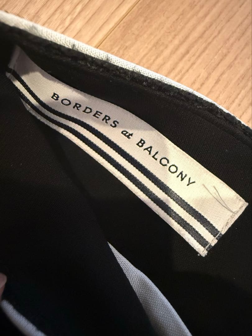 【定番名品】ボーダーズアットバルコニーテーパードパンツ36ブラック