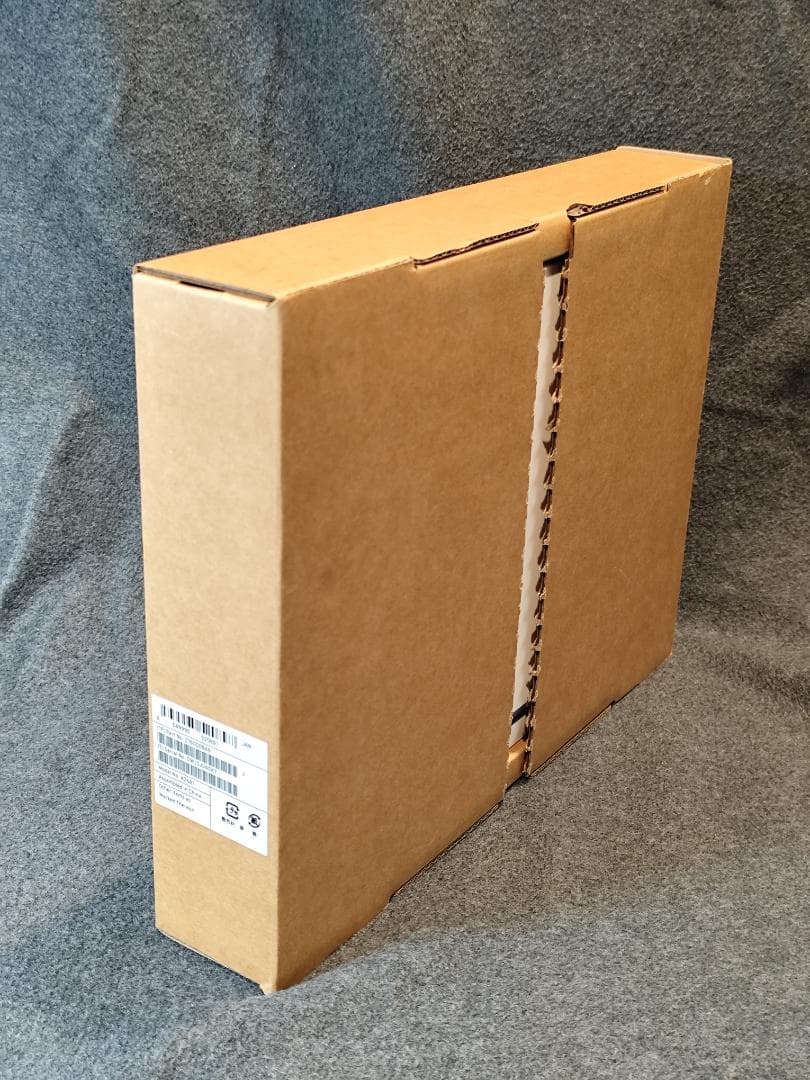 【匿名配送】MacBook Air (M2, 2022) 16GBメモリ