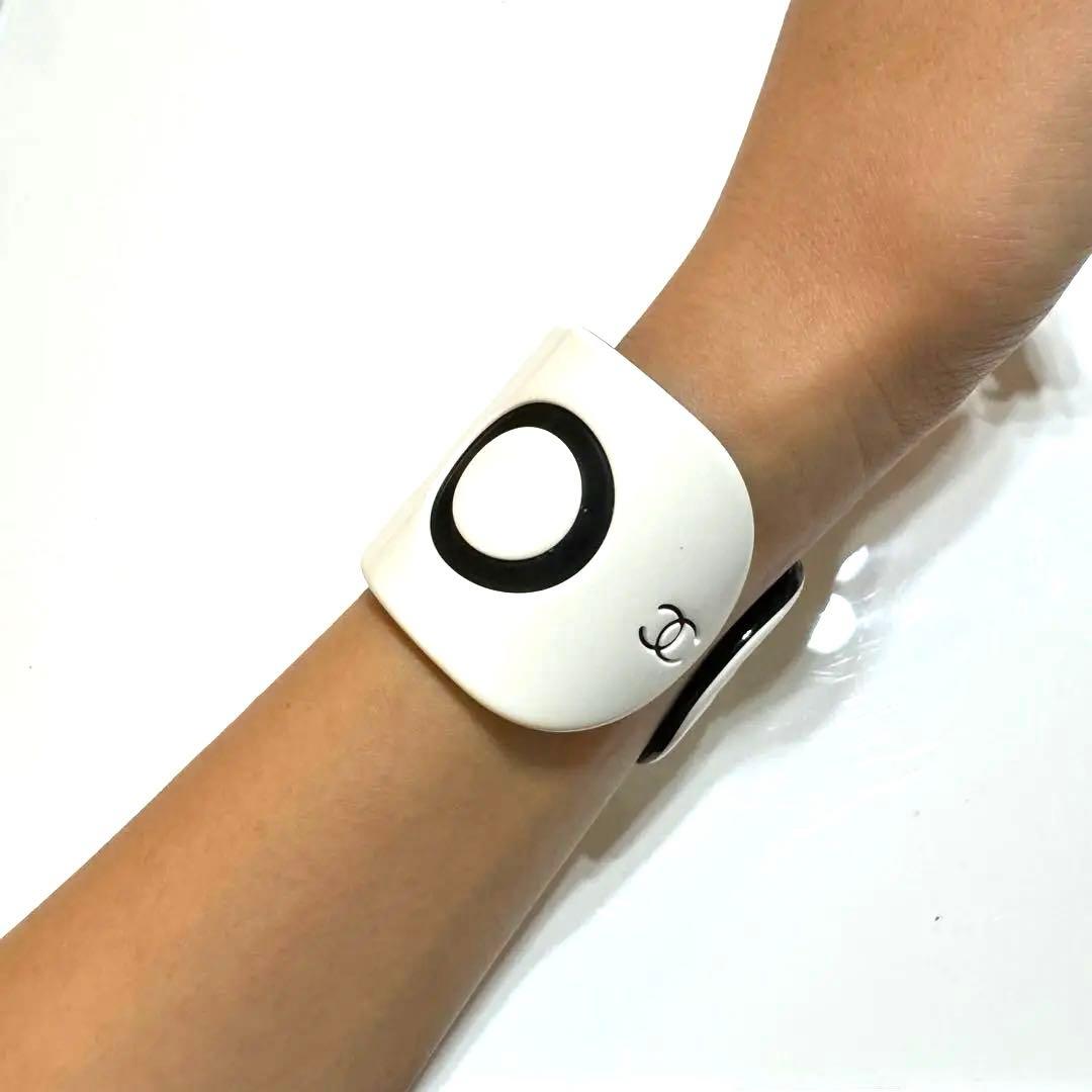 シャネル CHANEL ホワイト バングル ヴィンテージ