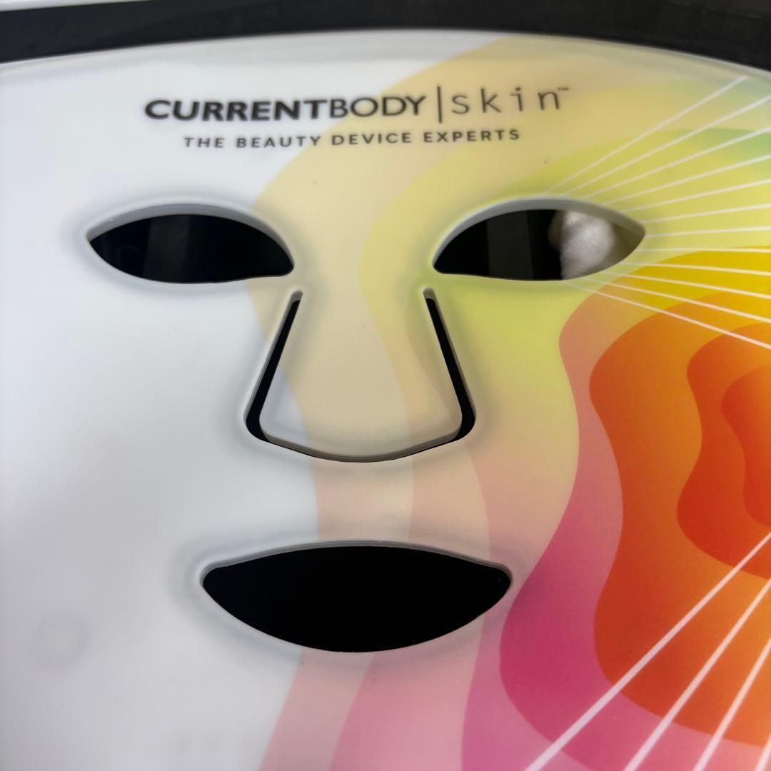 ボディ・フェイスケア CURRENTBODY skin 4-IN-1 LED FACE MASK