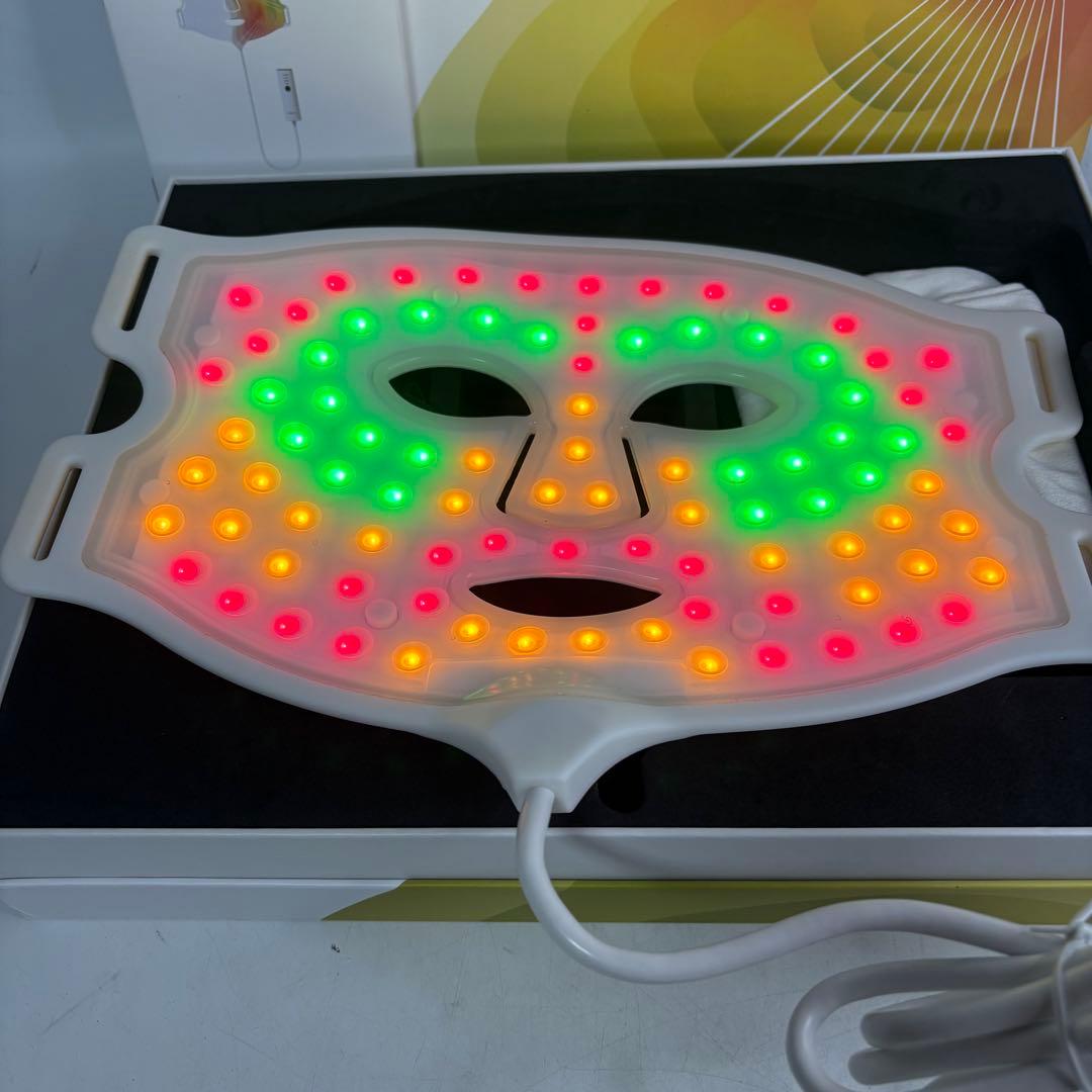 ボディ・フェイスケア CURRENTBODY skin 4-IN-1 LED FACE MASK
