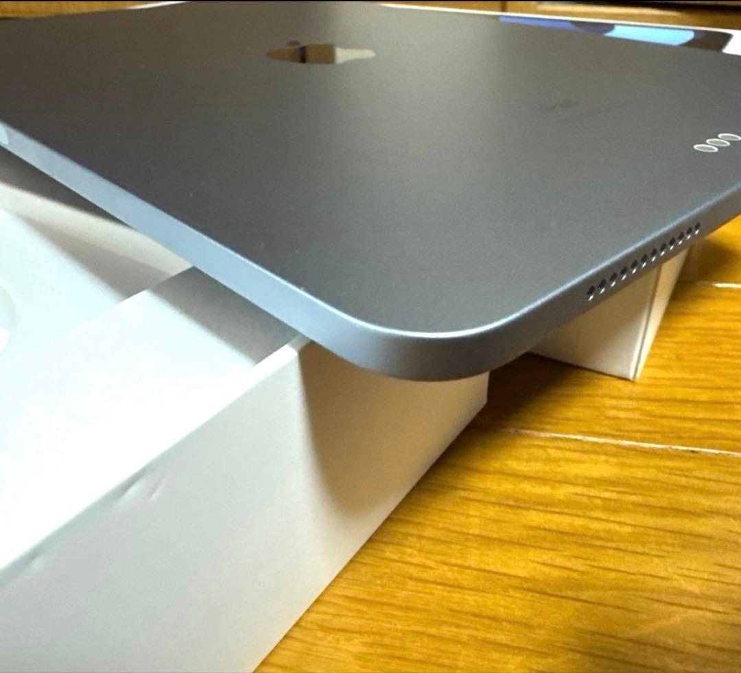 【美品】iPad Air 第4世代 本体　充電器ケーブルあり