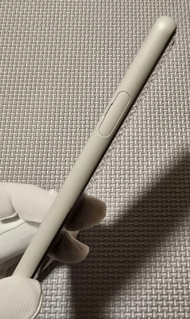 土日限定!!SONY Xperia SO-41A ホワイト docomo 本体