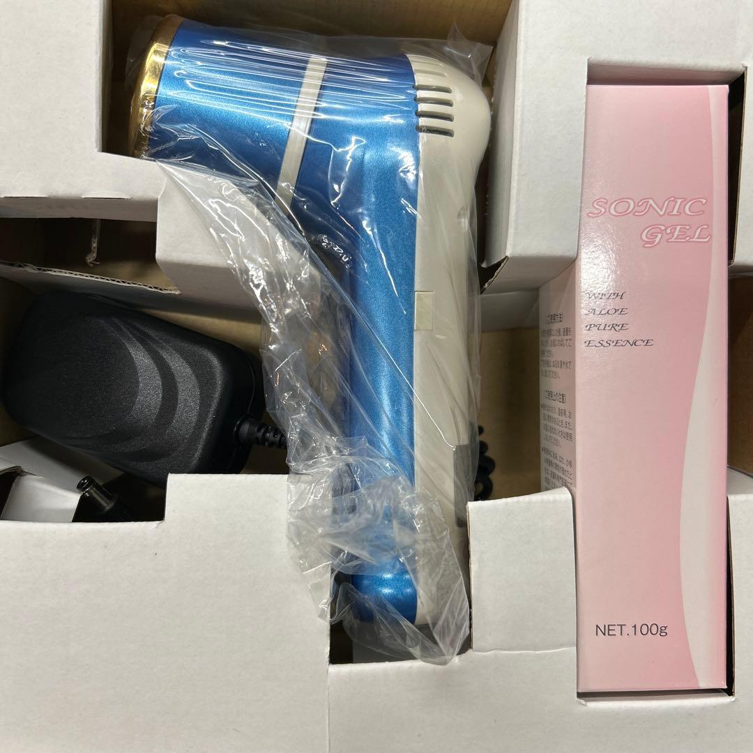 504081【毛穴をきゅっと引き締めるオブサレスンスブリザード美容器YMO-67