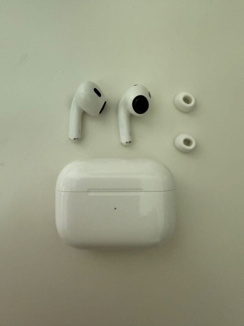 AirPods Pro本体 ホワイト イヤーチップ付き
