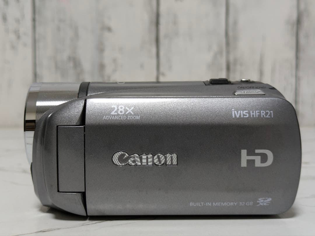 Canon　iVIS HF R21