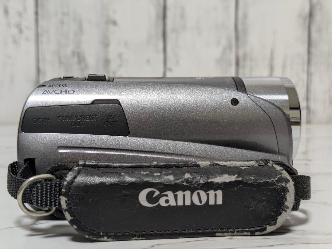 Canon　iVIS HF R21