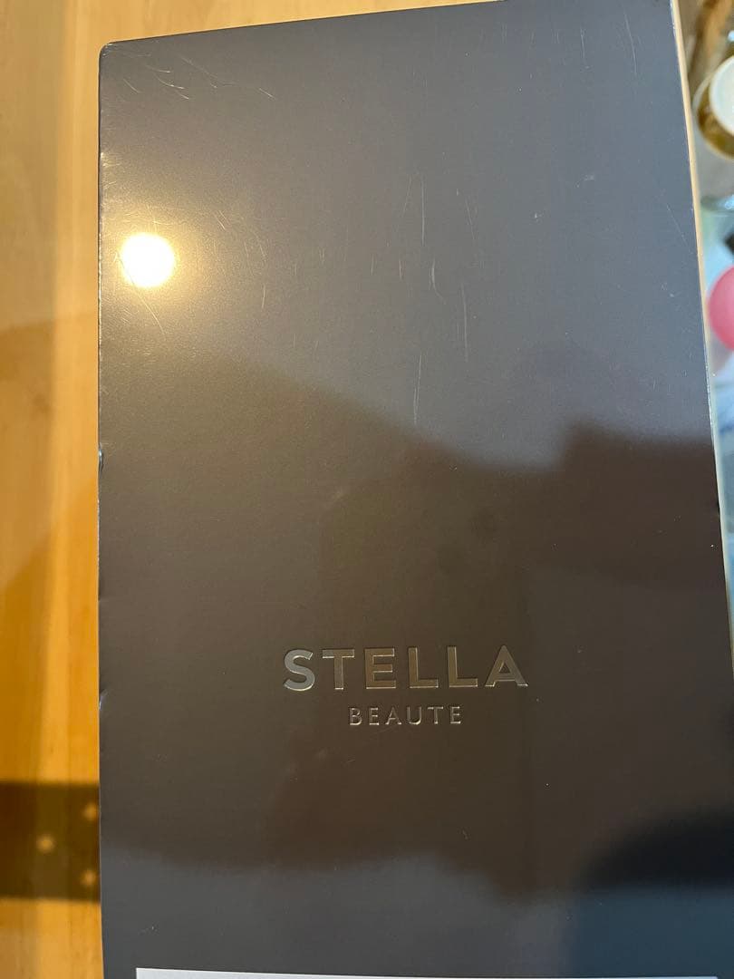 お値下げ！レーザー&EMSリフトブラシPRO 美髪ケアとリフトケア