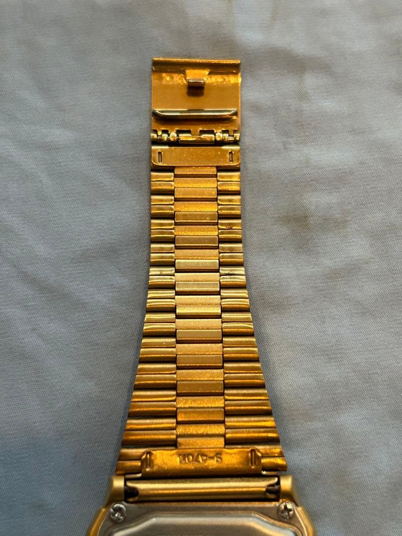 【極美品】カシオデータバンクCASIO DBC-611G-1DF デジタル腕時計