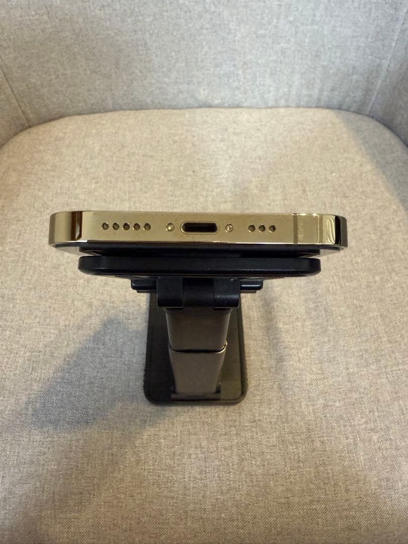 美品 Apple iPhone 12 Pro ゴールド 本体