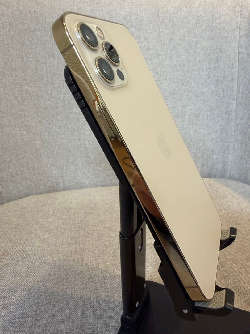 美品 Apple iPhone 12 Pro ゴールド 本体