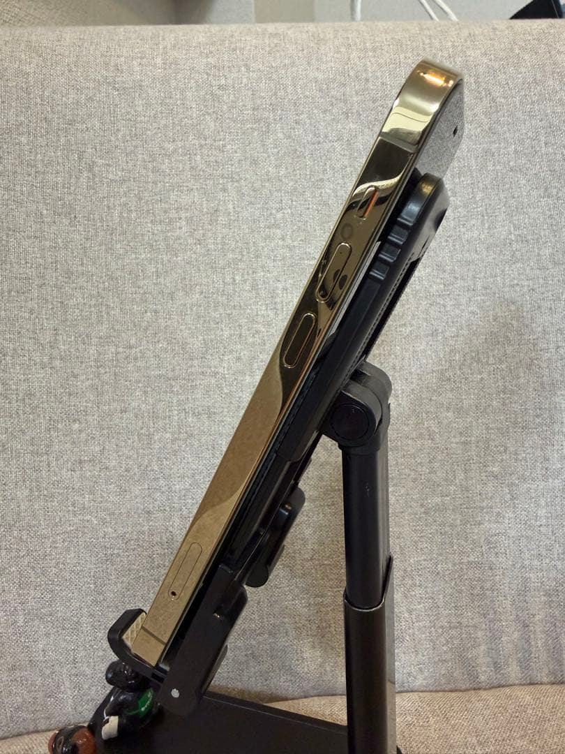 美品 Apple iPhone 12 Pro ゴールド 本体