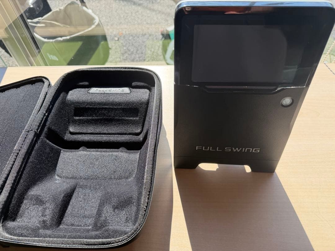 FULL SWING KITゴルフ機器 モニター付き ケース付き