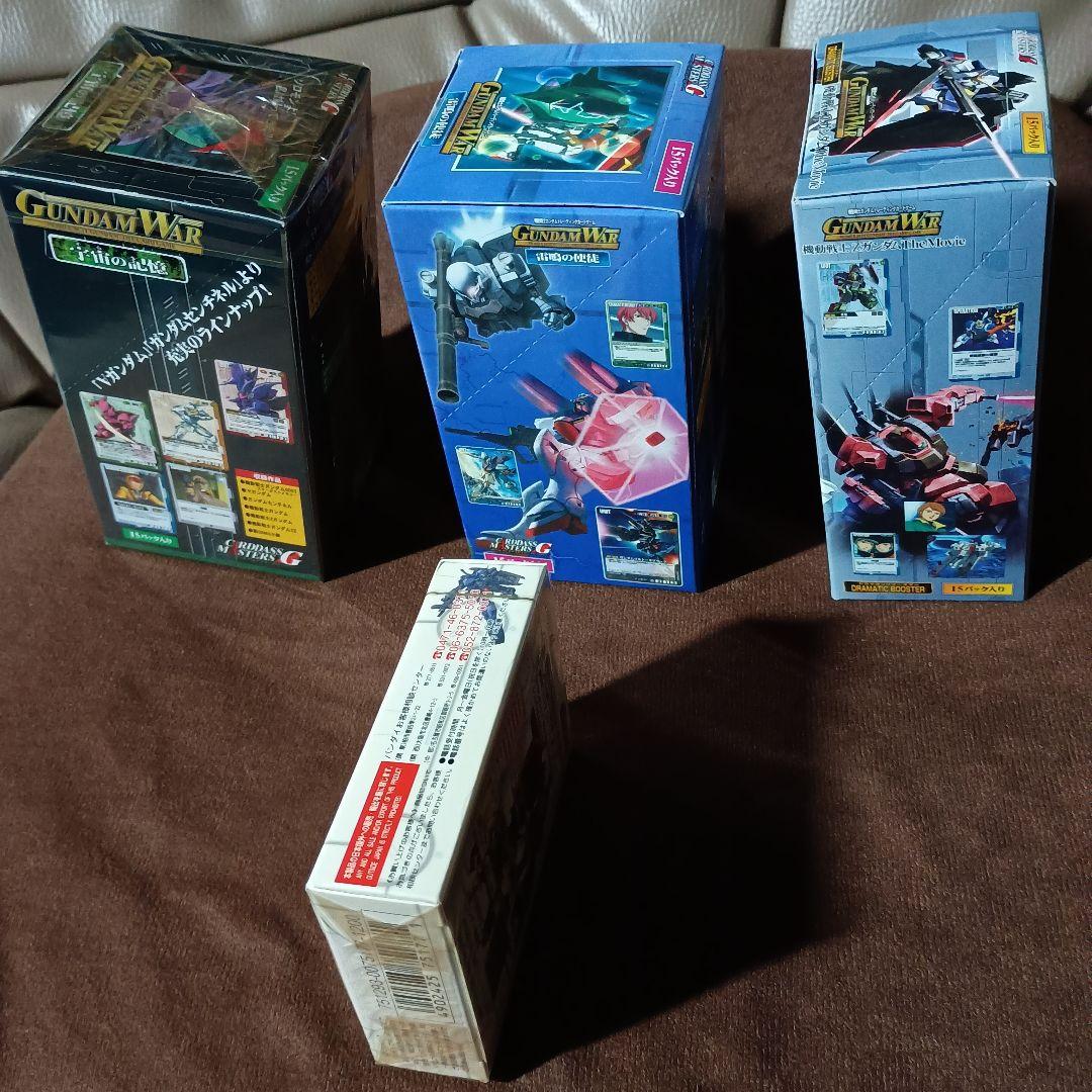 大*目様 ガンダムウォー 未開封ブースター３箱と未開封スターター１箱のセット