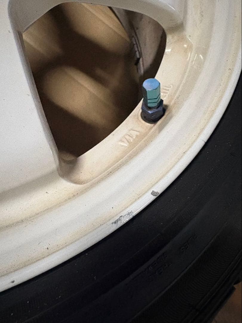 RAYS TE37 16インチ 7J＋42 195/50 DIREZZA