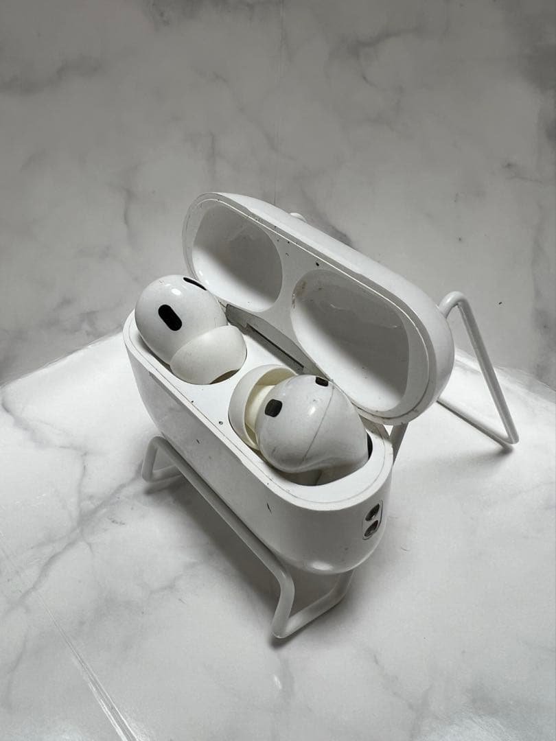 山*本様 〈k8-2〉AirPods Proイヤホン+ケース ※※動作未確認※※